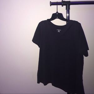 dark blue v-neck t-shirt ;)